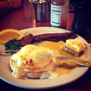 Eggs Benedict