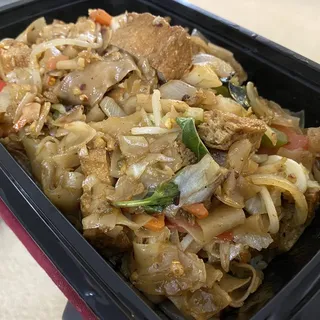 Pad Kee Mow Noodle
