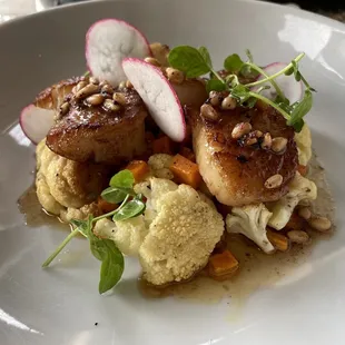 Pan Seared Sea Scallops