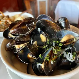 Mussel with fries Moules et Pommes Frites