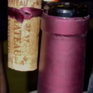 Cool waiter trick with our cork