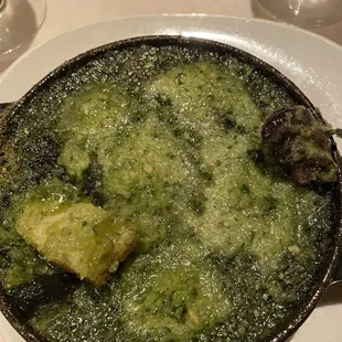 Escargots au beurre d&apos;ail