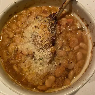 Duck with sausage and white beans