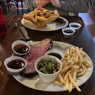 Dinner Salad with 1 of our BBQ Meats