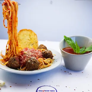 Pasta Marinara with meatballs