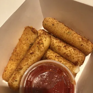 Mozzarella Sticks (5 pc)