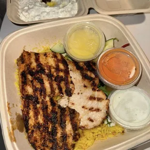 Grilled chicken rice bowl