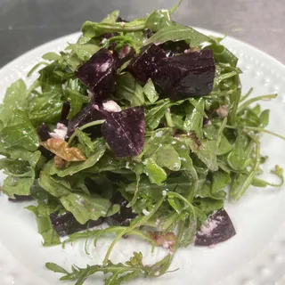 Roasted Beet Salad with Chvre and Toasted Walnuts