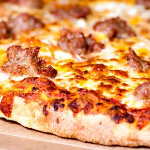 a close up of a pizza