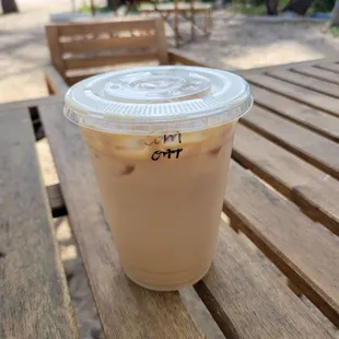 Cats on Mars - caramel latte spiced with cinnamon