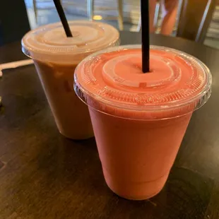 Vanilla Latte Strawberry Smoothie