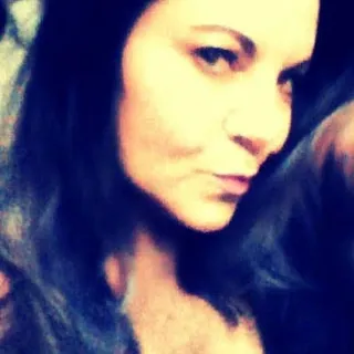 Dee W.