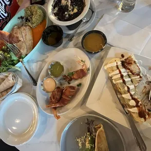 Pescado Filet, Papas Taco, Platano Burritos, Costa Azul