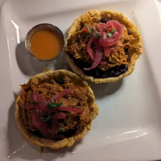 Sopes de Cochinita Pibil
