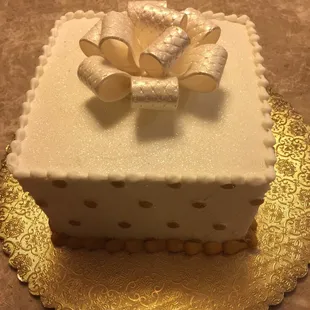 Bizzy B birthday cake.