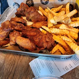 Hot wings and fries