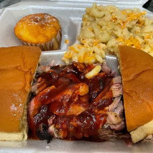 Pulled pork plate with mac and cheese and cornbread