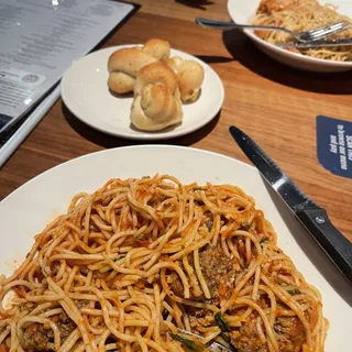 Jumbo Spaghetti And Meatballs