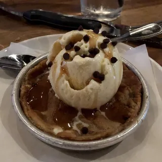 Salted Caramel Pizookie