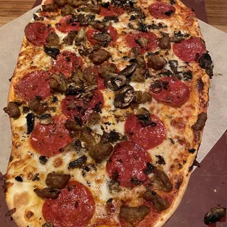 BJ's Brewhouse Classic Pizza