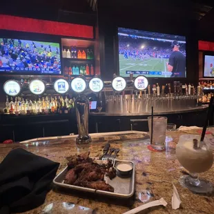 The food here was amazing! Well the wings were, haven't eaten anything else this particular night