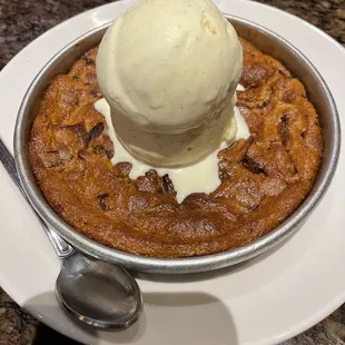 Chocolate Chunk Pizookie