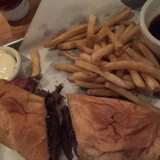 Classic Prime Rib Dip*