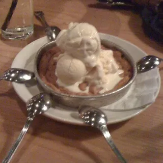 Gluten-Free Chocolate Chip Pizookie