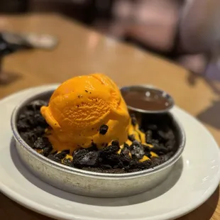 Halloween pizookie