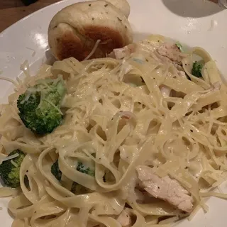 Chicken Alfredo
