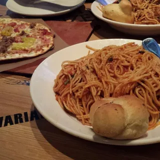 Jumbo Spaghetti And Meatballs