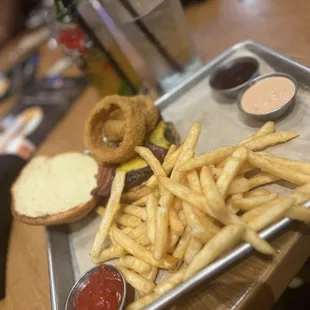 BJ's Restaurant & Brewhouse