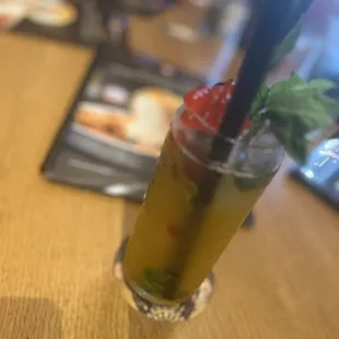 BOBA-LICIOUS MANGO SPARKLER (mock-tail)