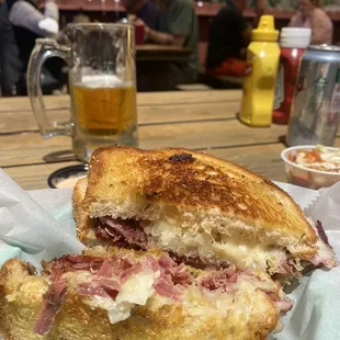 Ruben Sandwich  Ice cold Island Goose