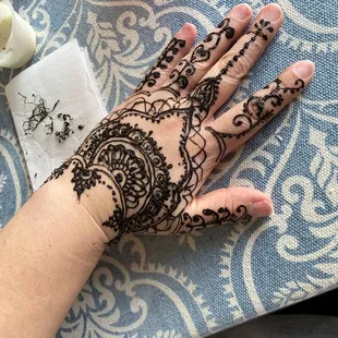 Henna art!!