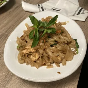 Chicken Pad See Ew (Very dry)