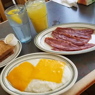 Cheese Grits w/ Turkey Bacon and Whole Wheat Toast + Orange Juice