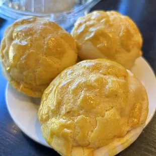 Baked Salted Egg Yolk Bun