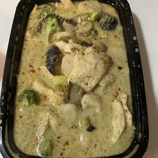 C6. Keeaw Warn (chicken/$9.75)