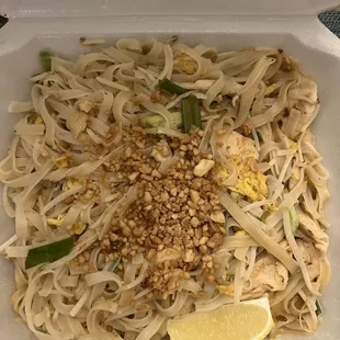Pad Thai (chicken/$8.75)