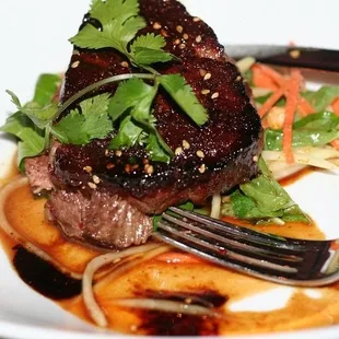 fillet mignon ( special with Thai Peanut sauce)