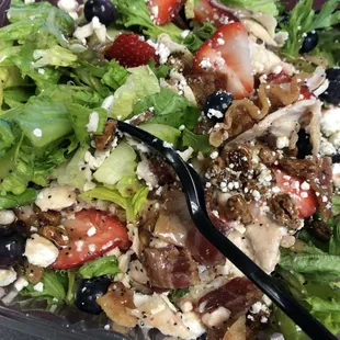 Strawberry Prailine Salad