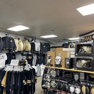 Everything black &amp; gold