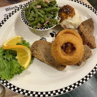 Chicken Fried Steak Omelette (1170 cals.)