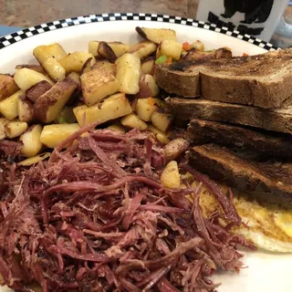 Corned Beef Hash (280 cals.)
