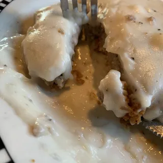 Chicken Fried Steak (560 cals.)
