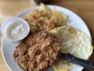 Nina's Brunch