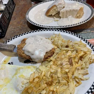 Chicken Fried Steak (560 cals.)