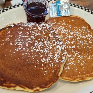 Sweet Cream Pancakes (890 cals.)