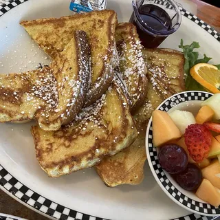 Classic French Toast* (1030 cals.)